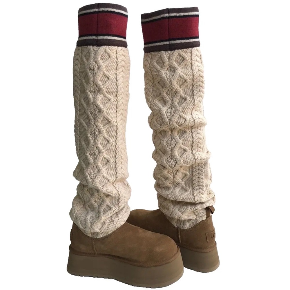 UGG CLASSIC SWEATER LETTER TALL CHESTNUT PLATFORM BOOTS sz US 9 / EU 40 / UK 7 - Picture 2 of 5